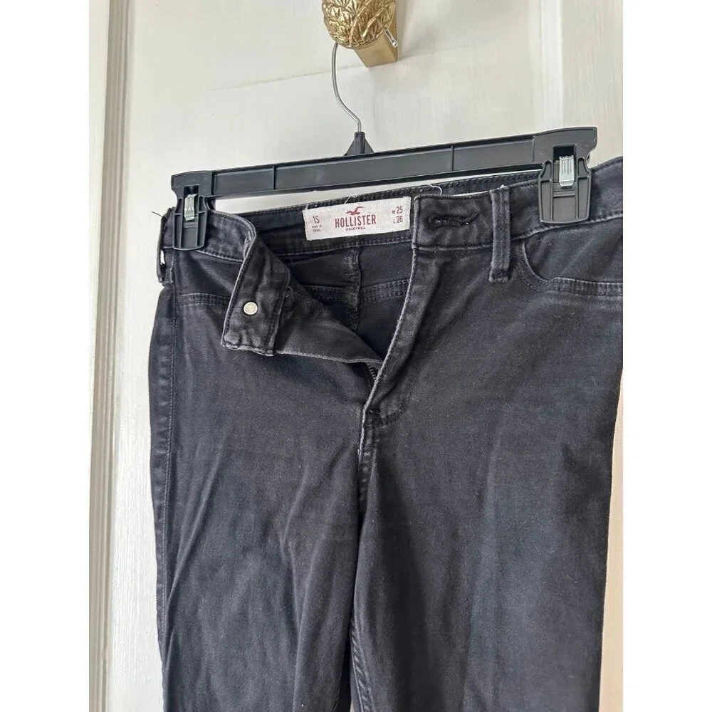 Hollister Women’s size 1s black jeans